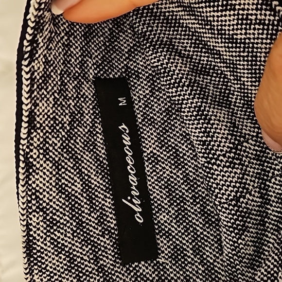 Pencil mini skirt - Picture 2 of 4